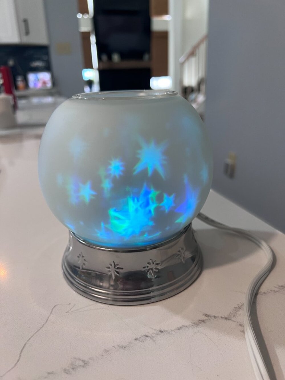PartyLite Snow Flurry ScentGlow Warmer - Picture 2 of 6